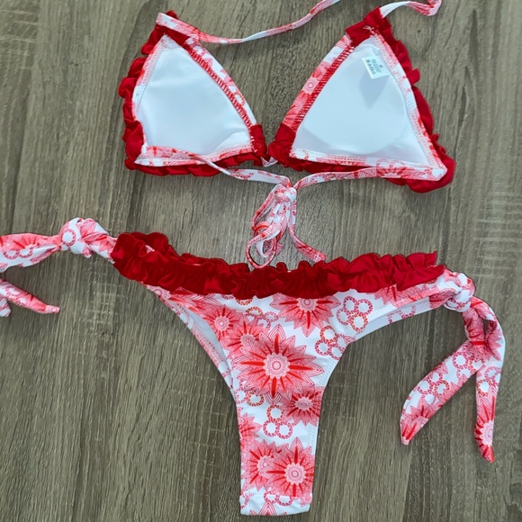 COASTAL CUTIE - BRAZILIAN BIKINI SET - Picture 8 of 15